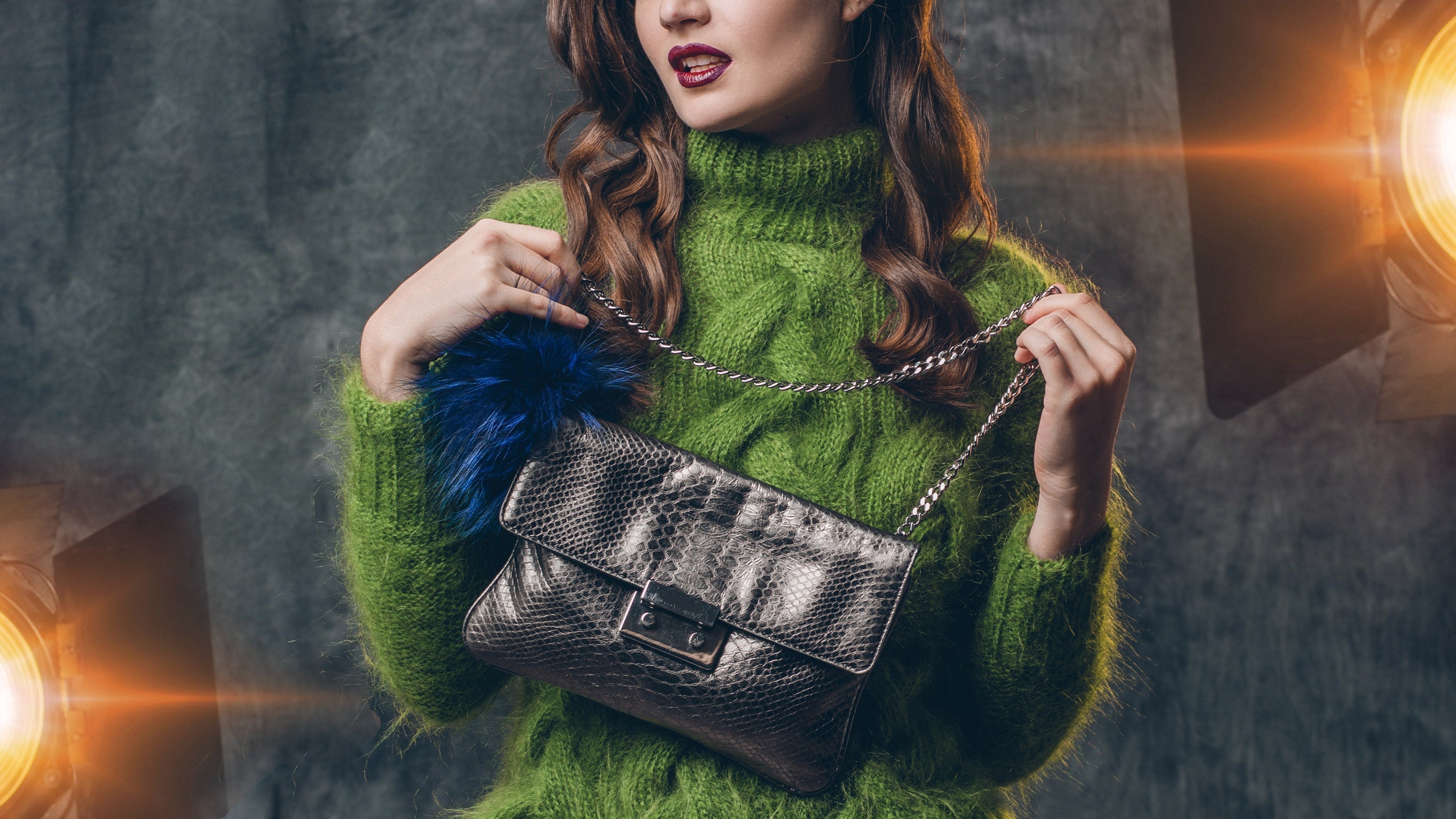 GEANTA, ACCESORIUL CHEIE ÎN FILME, CĂRȚI ȘI SERIALE